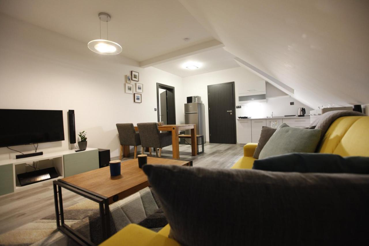 Apartman Peklo 브르흘라비 외부 사진