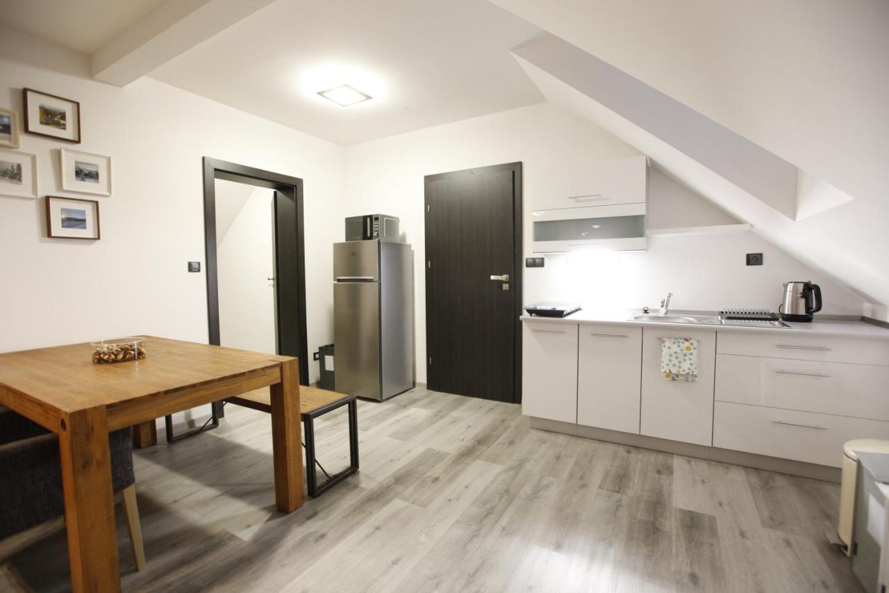 Apartman Peklo 브르흘라비 외부 사진